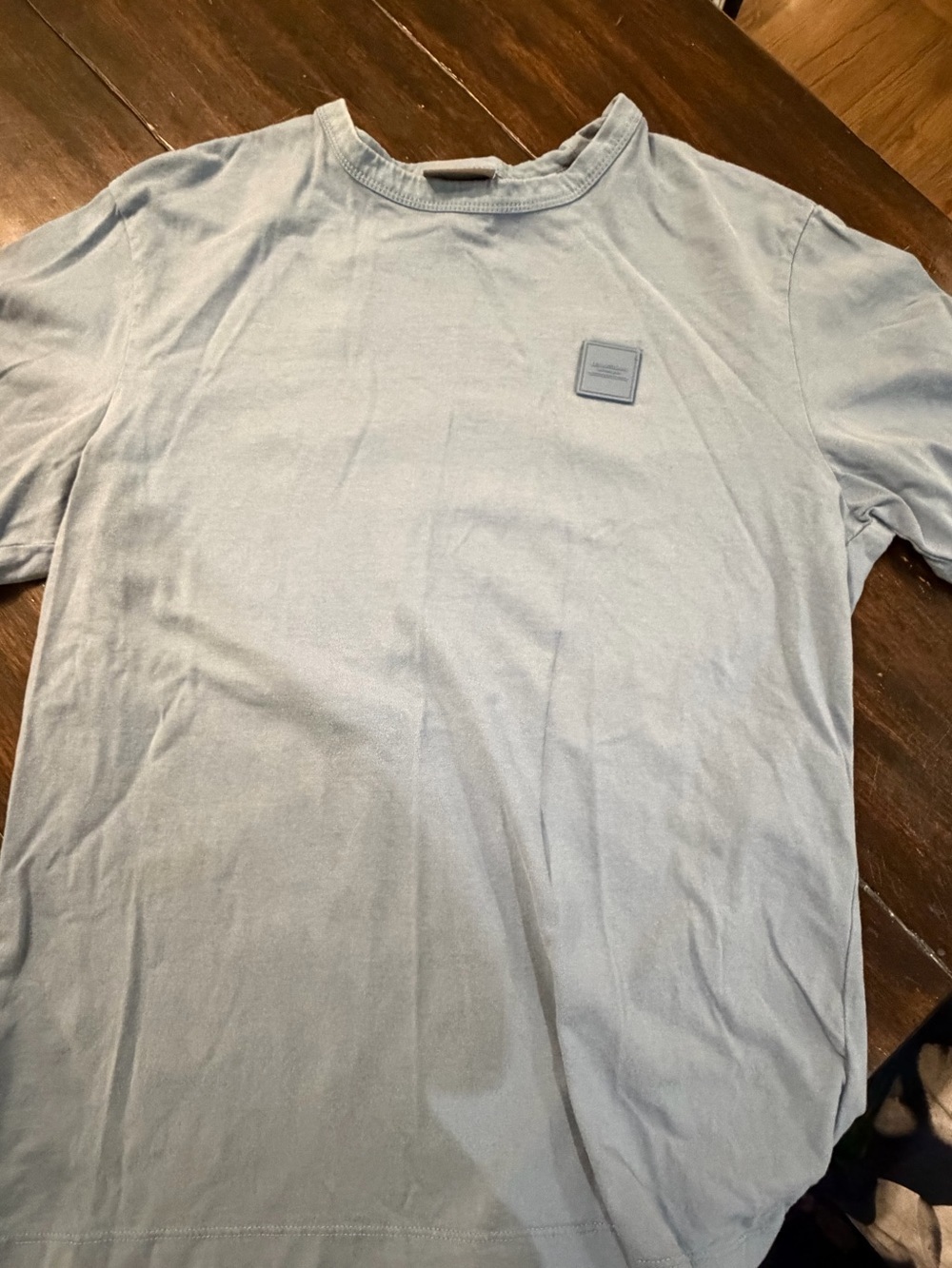 H&M Light Blue Short Sleeve Crew Neck Tee Les Artisans size medium